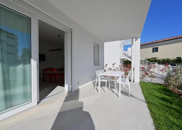 Apartamento L14 *