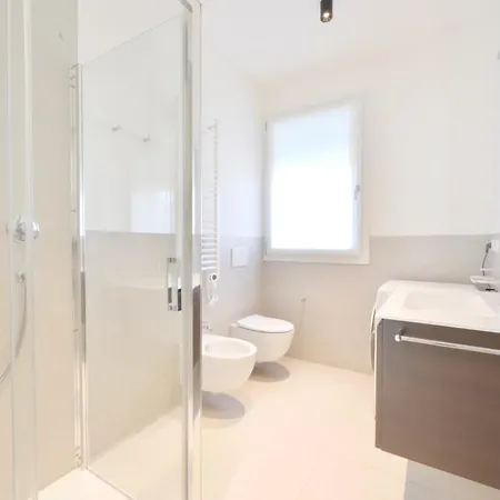 Apartment L14 *