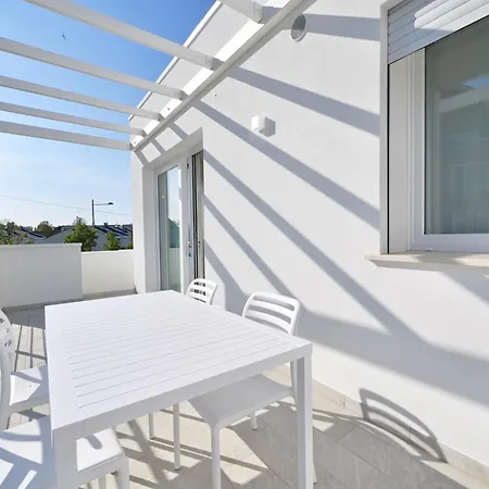 Apartament L14
