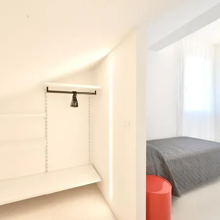 L14 Apartment