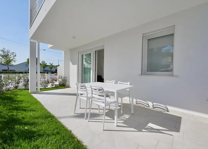 Apartament L14 *